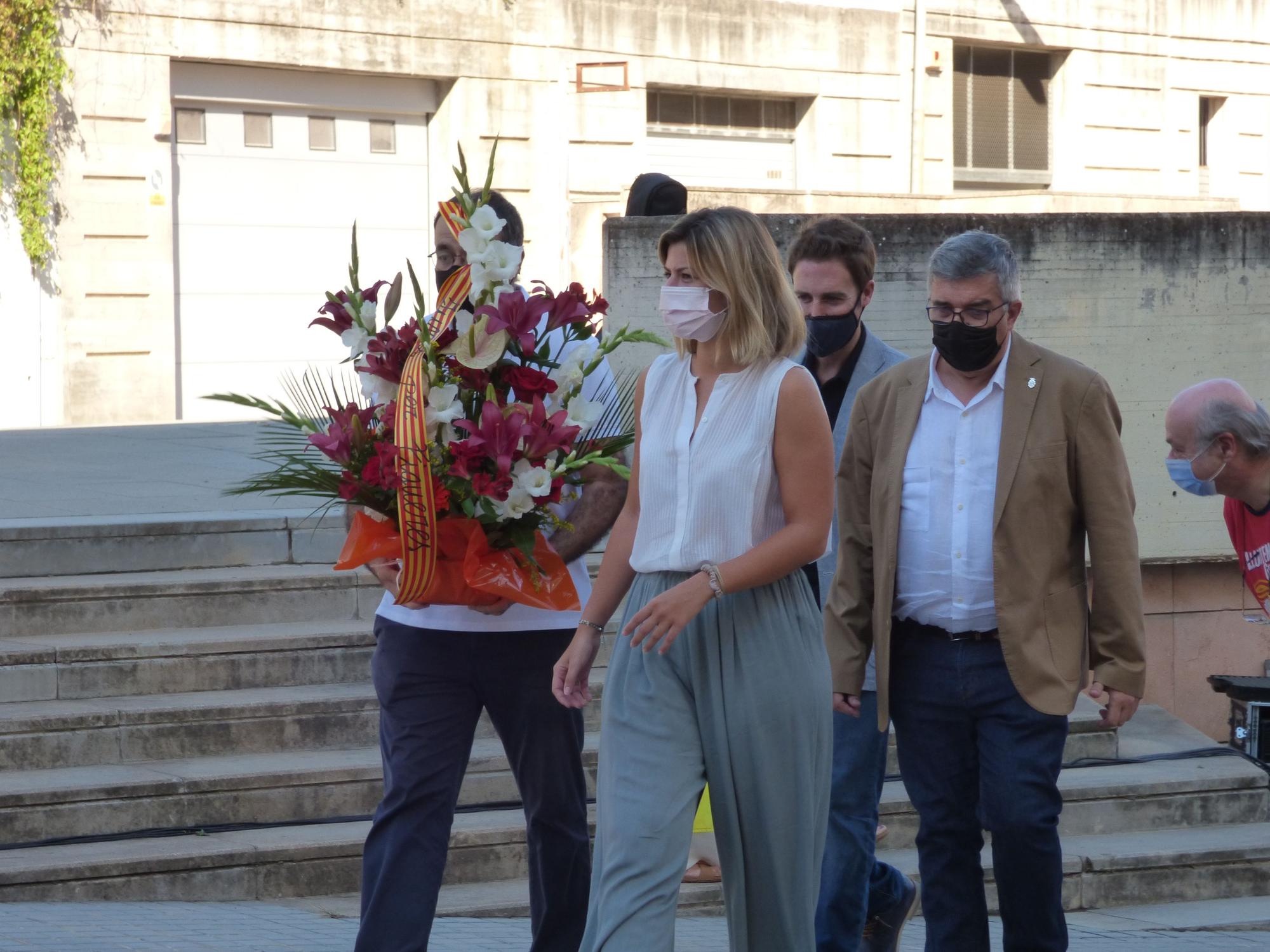 Figueres celebra l'acte institucional de la Diada a la plaça Frederic Marès