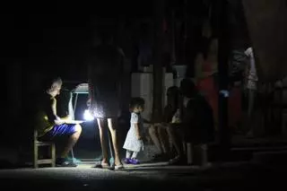 Oscuridad en Cuba: el colapso energético empuja al país hacia un cambio incierto