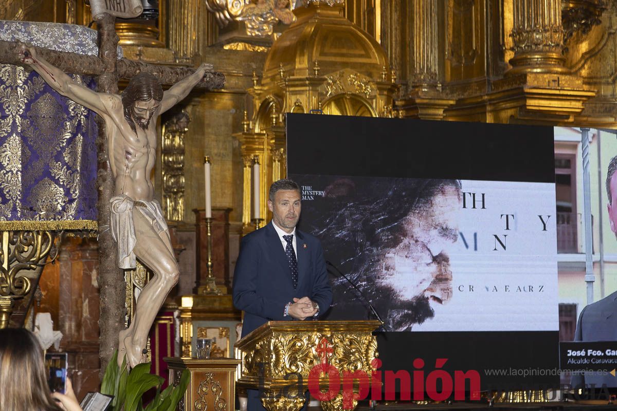 Así ha sido la inauguración de la exposición The Mystery Man en Caravaca. Descubre como es la muestra que atrae a miles de personas