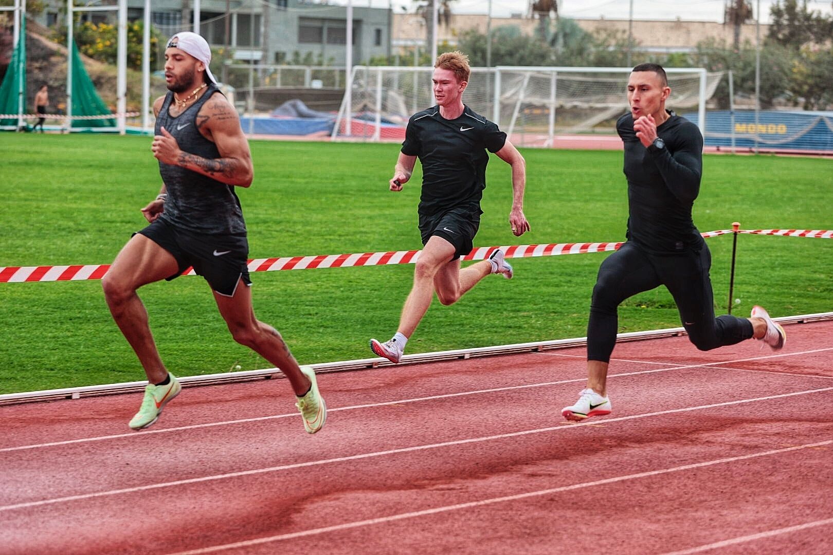 El atleta italiano Marcell Jacobs, oro en los Juegos de Tokio 2020, se entrena en Tenerife