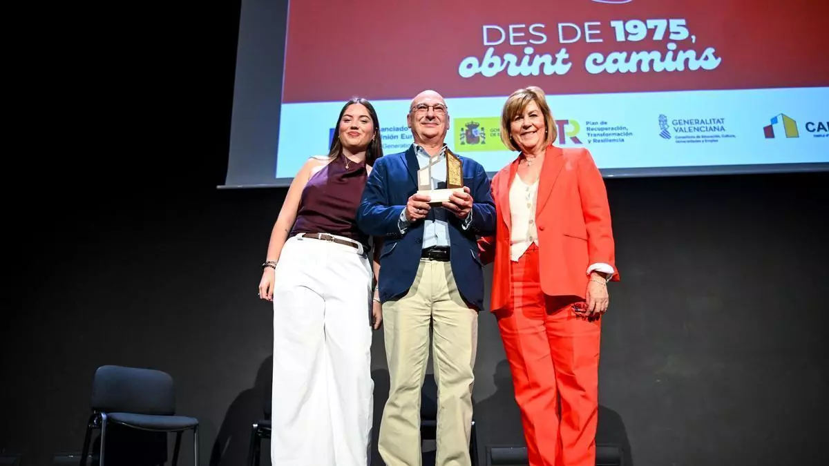 Un instituto en Elche con nombre del candidato al Nobel ilicitano: el IES Carrús se llamará Francis Mojica
