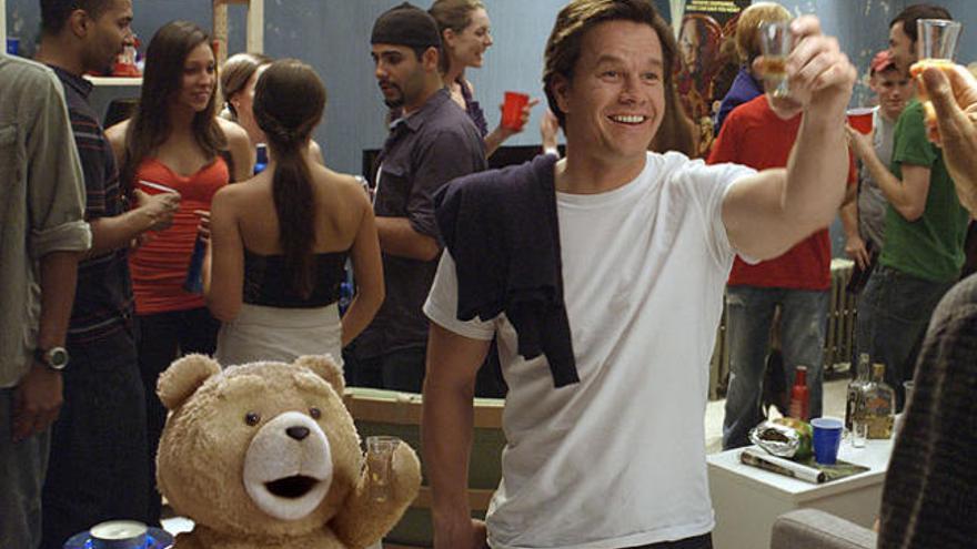 Mark Wahlberg y &#039;Ted&#039; entregarán uno de los premios en los Oscar