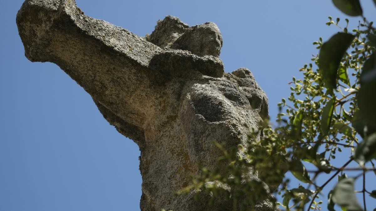 Detalle de la ‘Virgen de la Leche’, en Arroyo de la Luz.