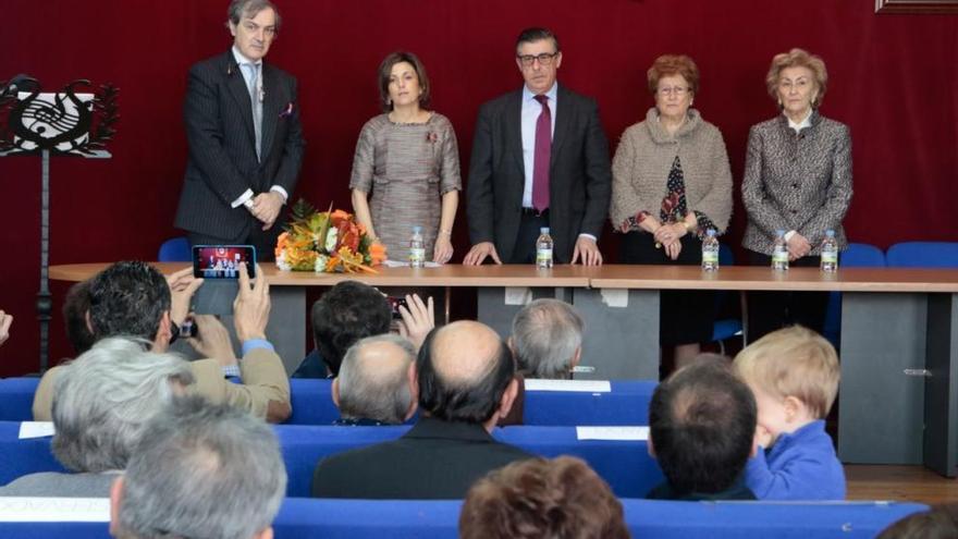 Acto de homenaje a Manuel Rivera en el Ayuntamiento de Fermoselle