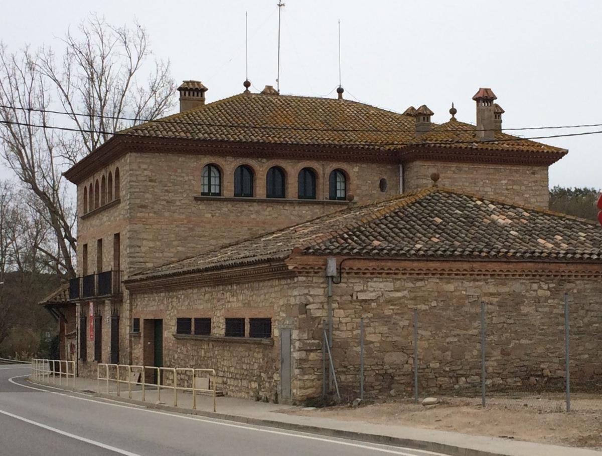 Can Llobet nou, l'edifici que va acollir la primera ubicació de l’Hospital Militar