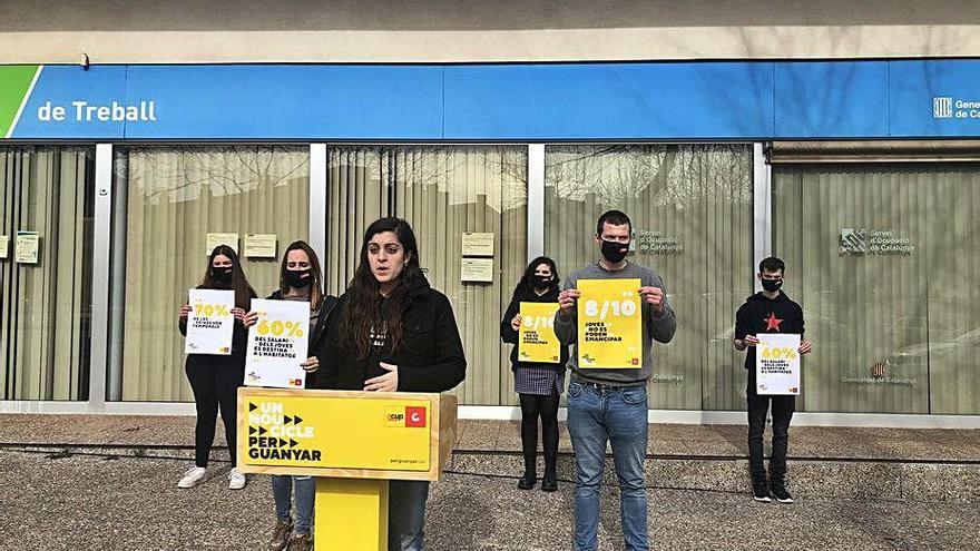 La CUP denuncia a Girona 
la precarietat juvenil i les  dificultats d&#039;accés a la vivenda