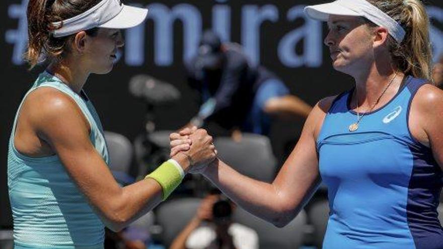 Garbiñe Muguruza felicita Coco Vandeweghe pel seu triomf