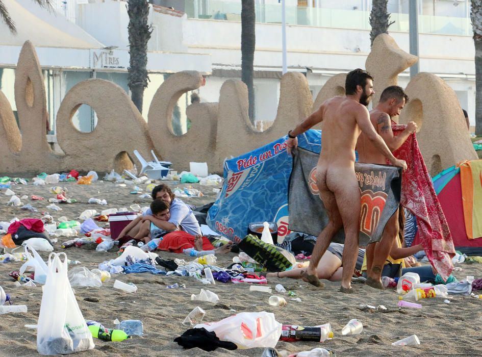 Así han quedado las playas después de la Noche de San Juan