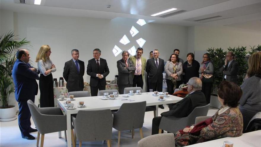 El Colegio de Abogados inaugura una sala de togas en la Ciudad de la Justicia