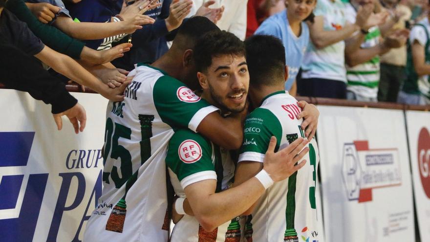 El Córdoba Futsal dedica a su afición una victoria y un partido soberbio