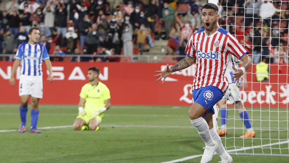 Nahuel Bustos celebra el 2-0 quesentenciava el partit