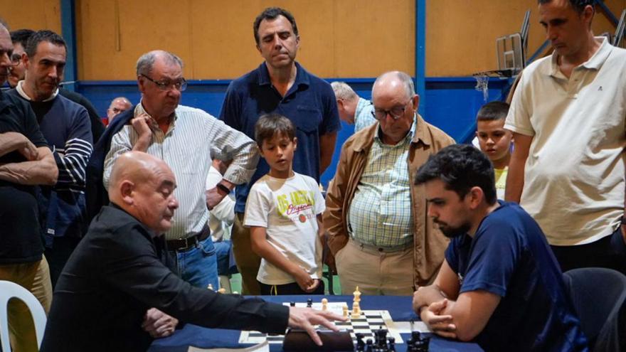 70 jugadores en el torneo Xadrez Amodiño en Vilaboa | LOC