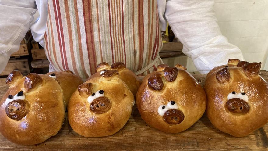 Los ‘porquets’ del Fornet de la Soca, el dulce que nació en Sant Sebastià