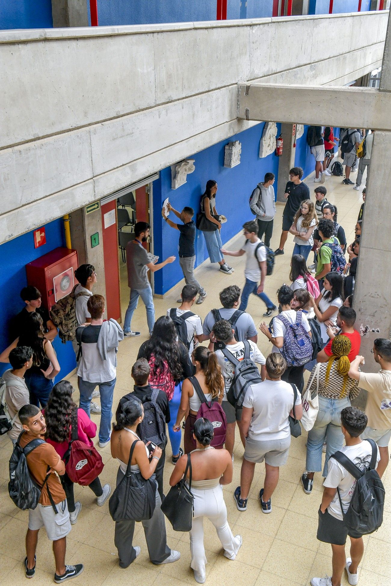 La violencia machista y Bernarda Alba abren los exámenes de la EBAU en Canarias