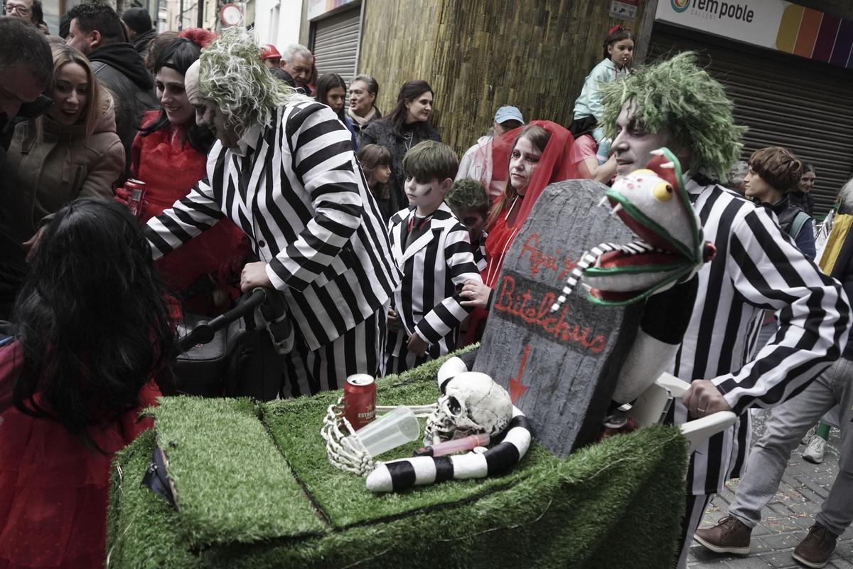 La rua de dissabte a la tarda és un dels principals reclams del Carnaval