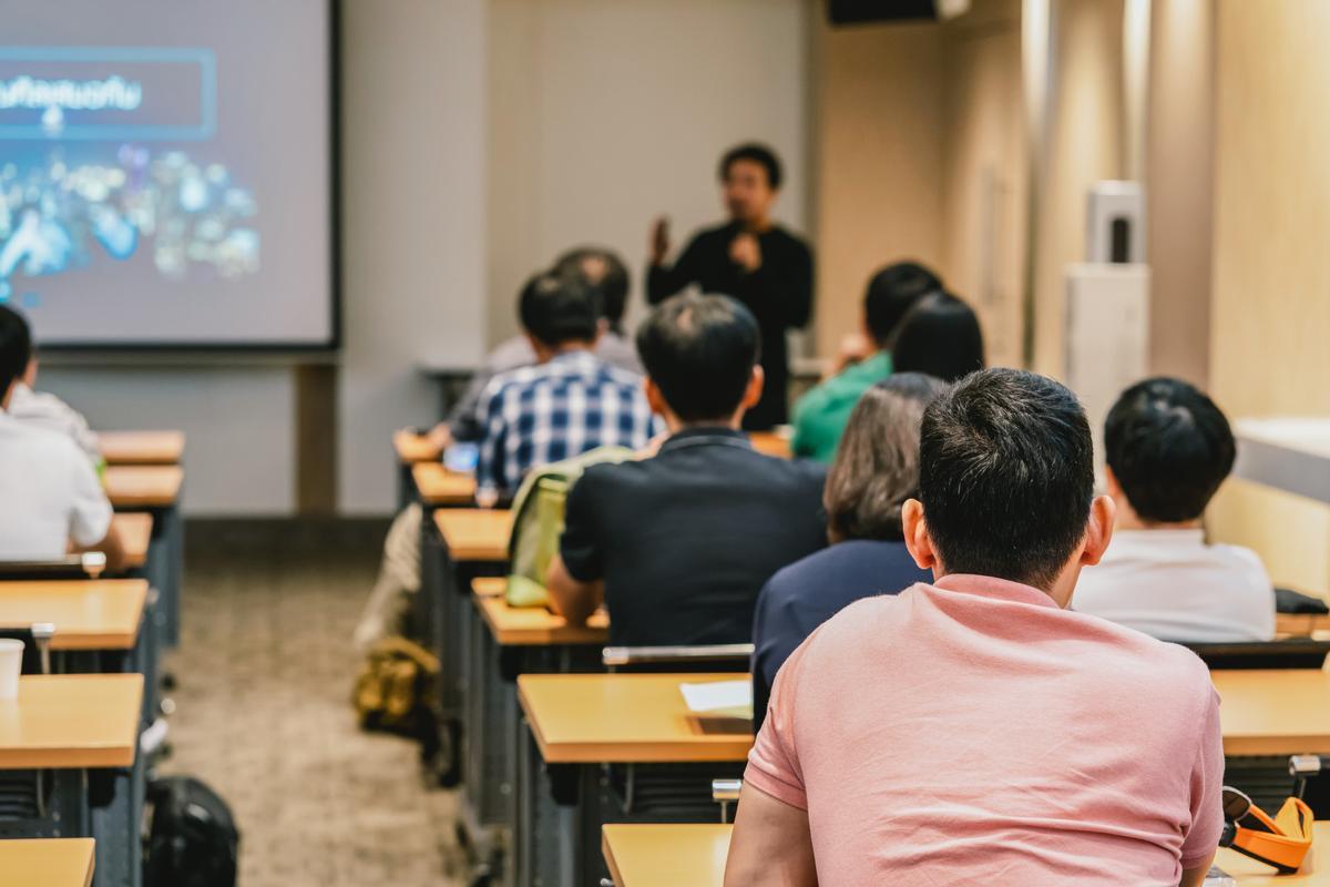 Seguir con tu formación académica es una de las opciones más interesante tras certificar tu experiencia con PREAR.