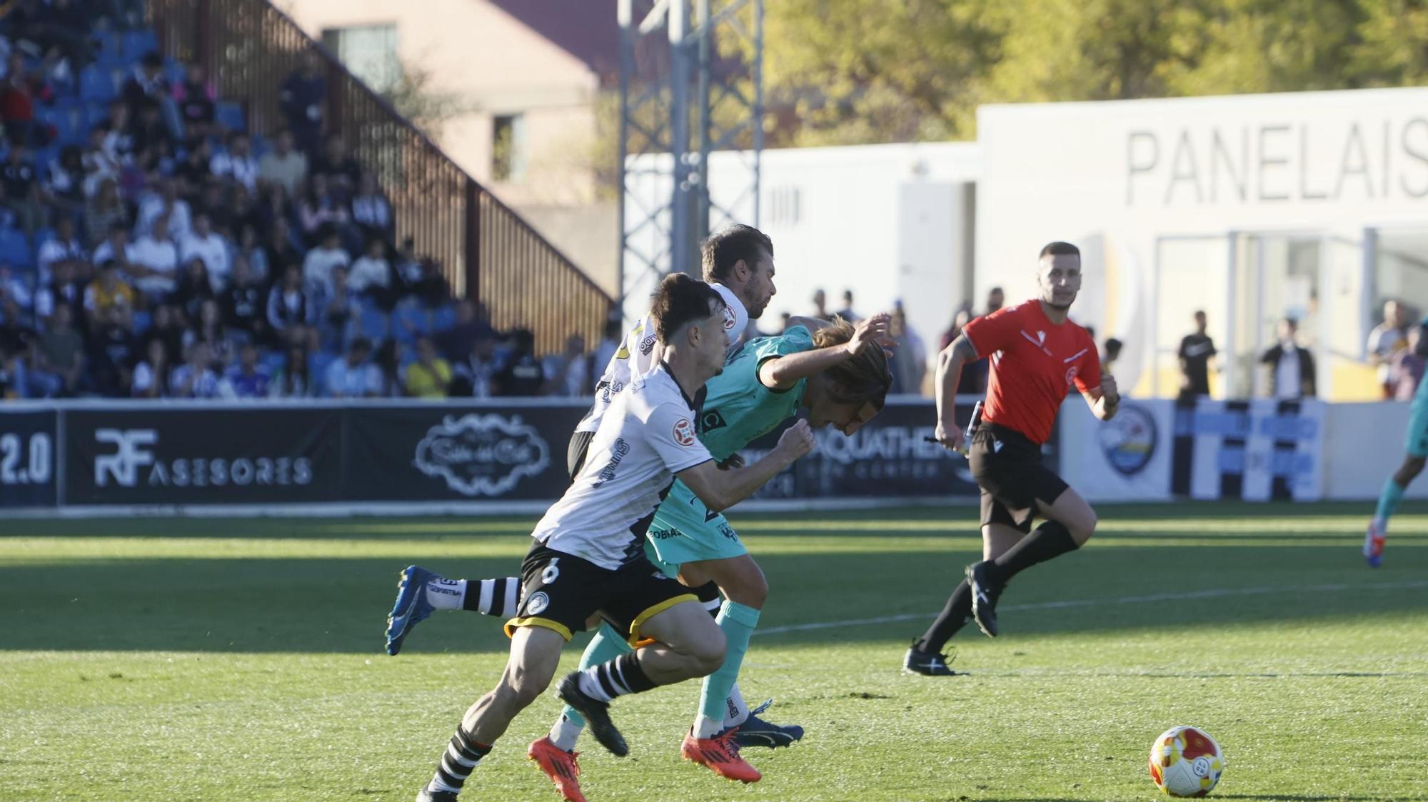 FOTOGALERÍA: Las imágenes de la derrota del Mérida en Salamanca (2-0)