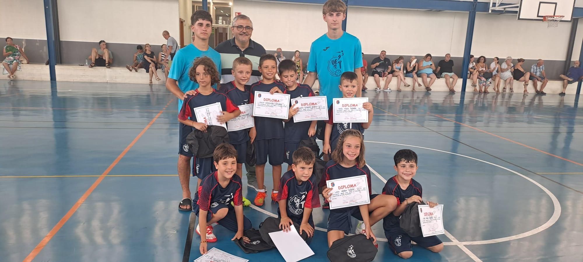 Finaliza la Escoleta d&#039;Estiu de la UE Tavernes con la entrega de diplomas