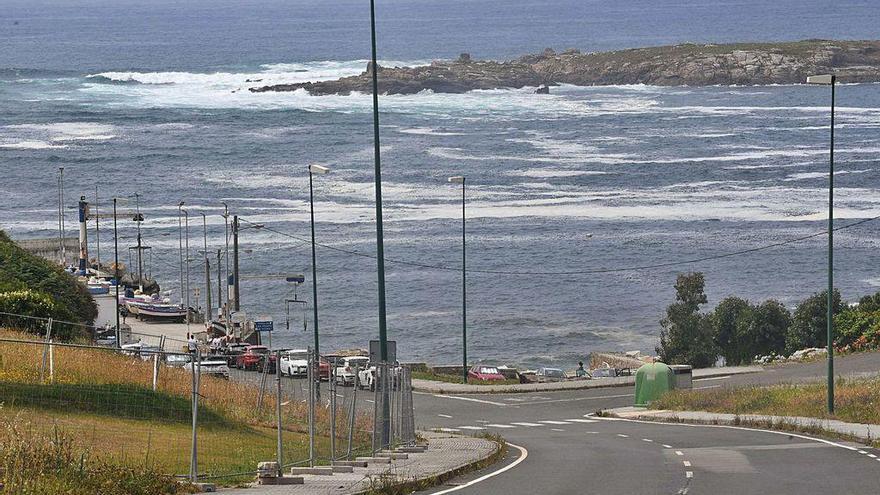 Espuma que llegó a la cala de O Portiño.