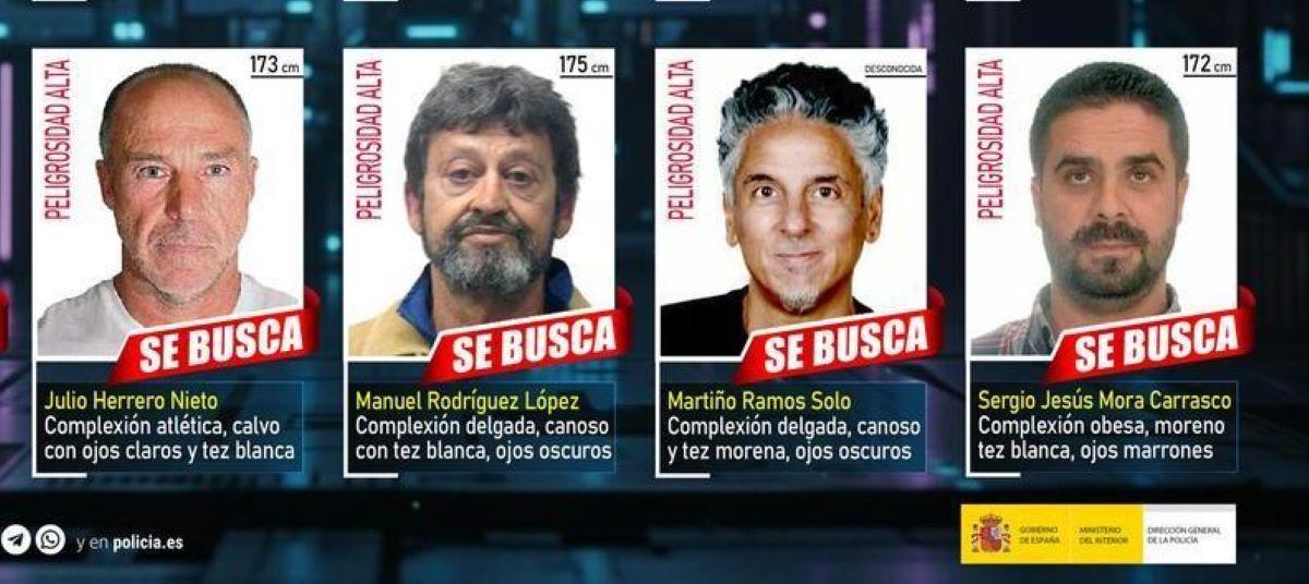 Julio Herrera Nieto es el primero por la izquierda.