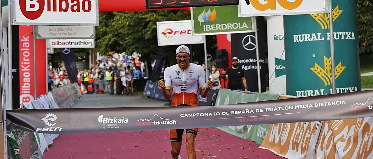 Emilio Aguado celebra el triunfo. | A.G.