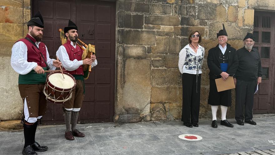 Así fue el homenaje a José Caveda y Nava en Villaviciosa