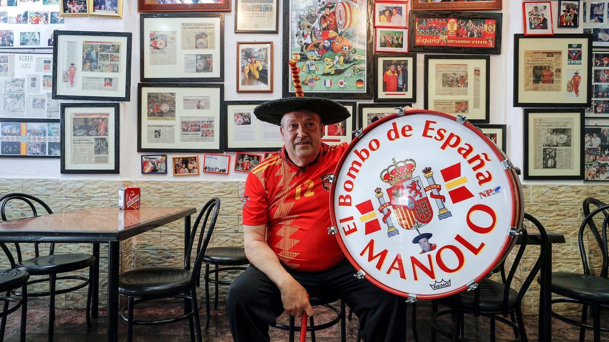 Muere el mayor fan de la selección española de fútbol, Manolo el del Bombo