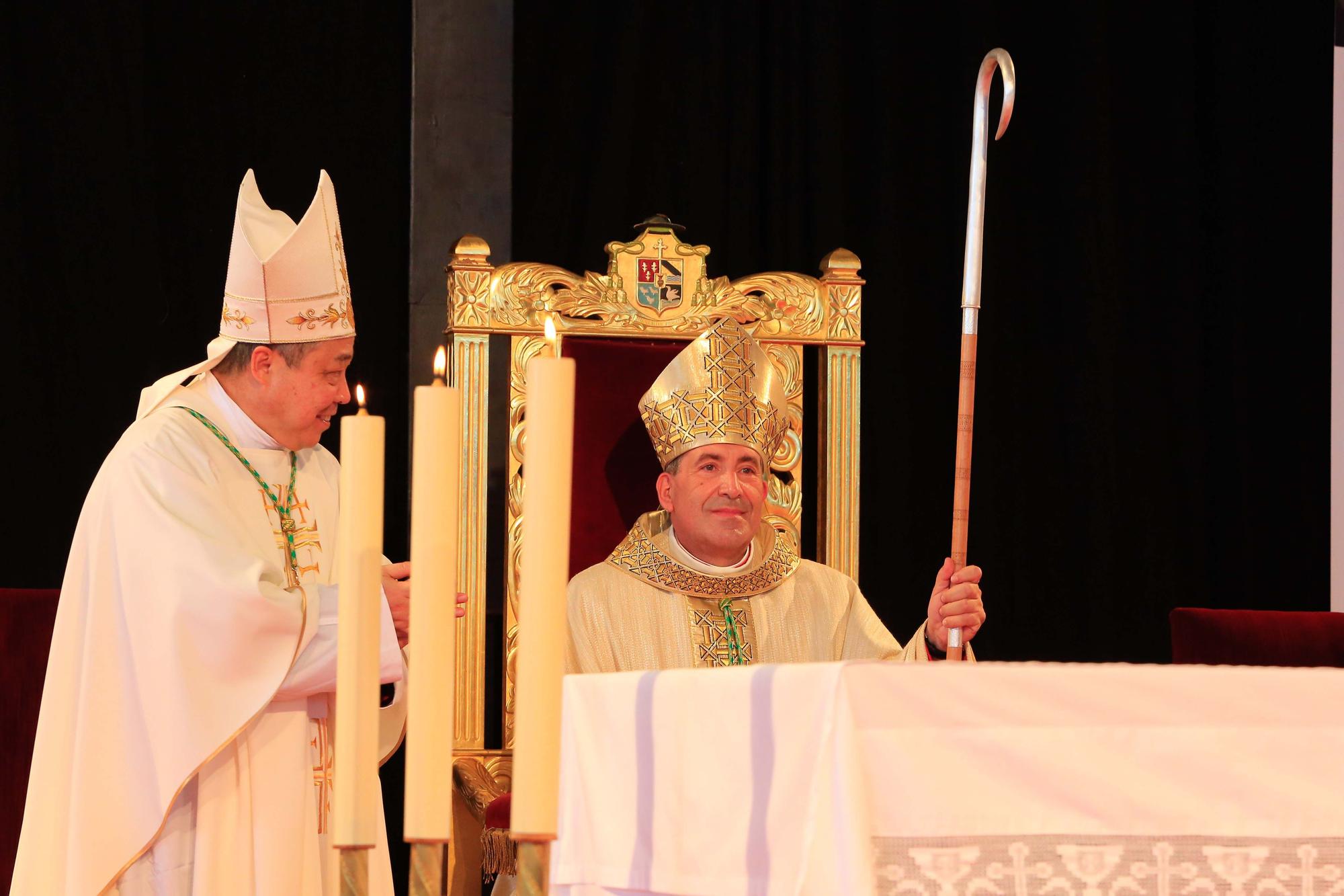 Ordenación del obispo en el Recinto Ferial