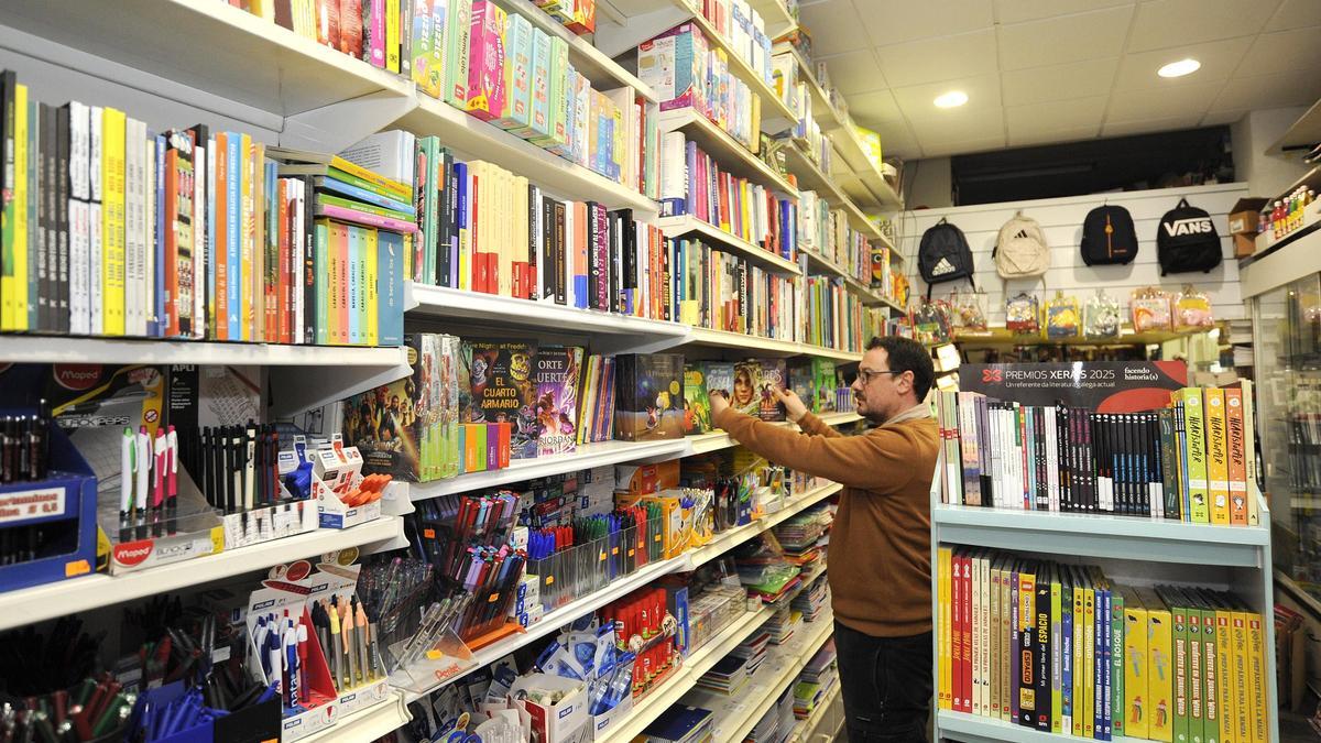 Interior de la librería Dalvi de Lalín