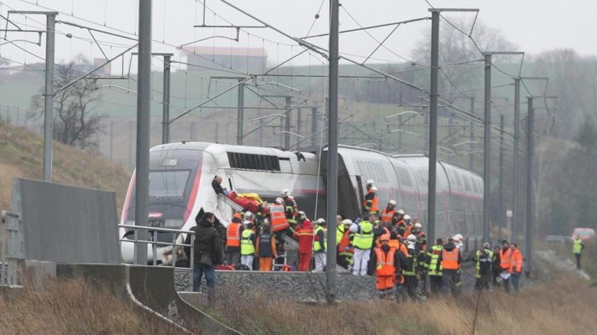 El tren de alta velocidad que ha descarrilado cerca de Estrasburgo