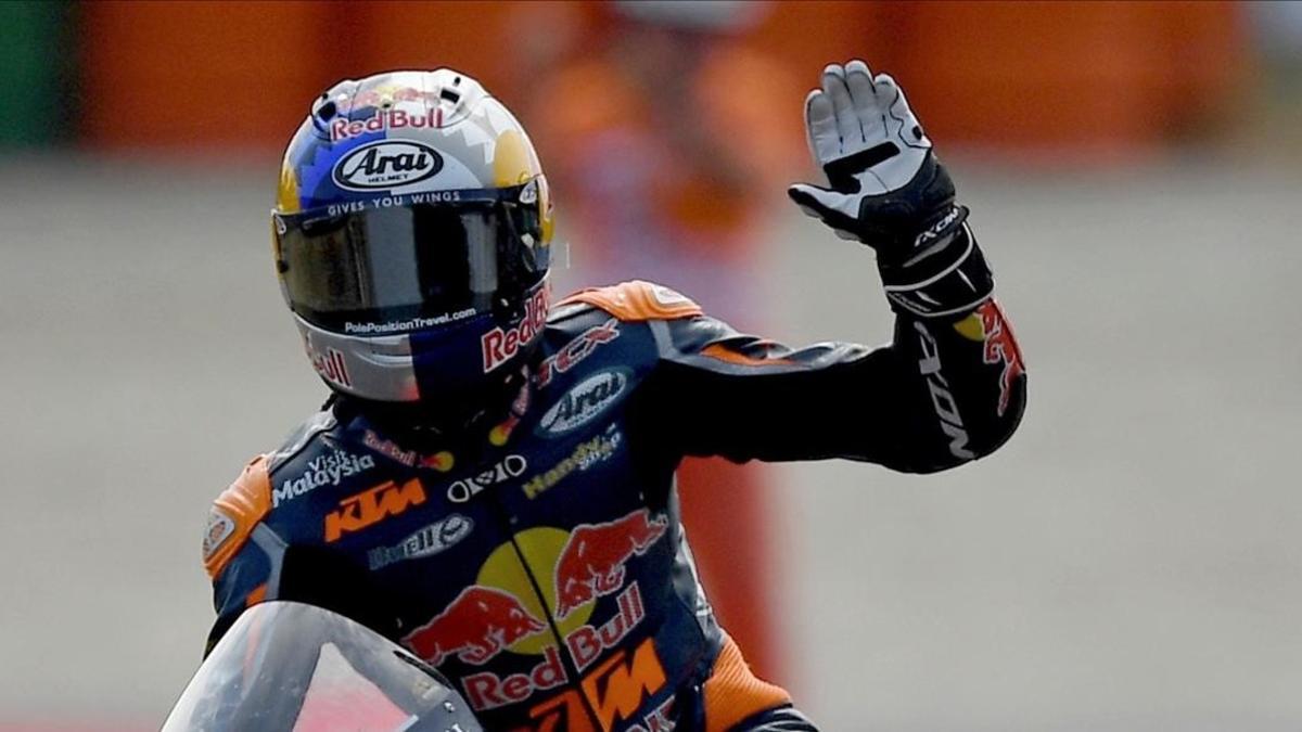 El surafricano Brad Binder (KTM) celebra su victoria en Misano.