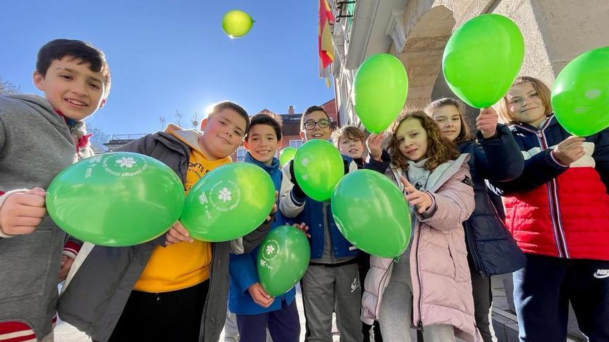 Asturias se concentra por el Día Mundial contra el Cáncer