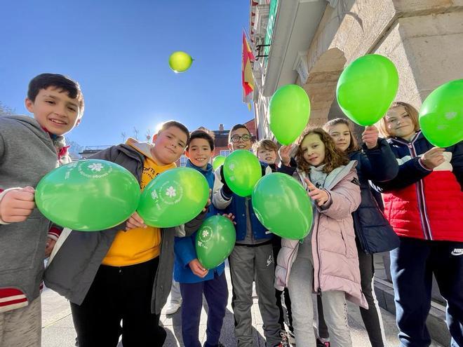 Asturias se concentra por el Día Mundial contra el Cáncer