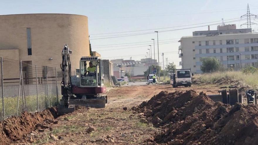 El Ayuntamiento de Almassora ha iniciado las obras de prolongación de la calle les Alqueries hasta la avenida José Ortiz. | MEDITERRÁNEO