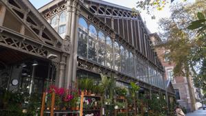 Exterior del Mercat de la Concepció.