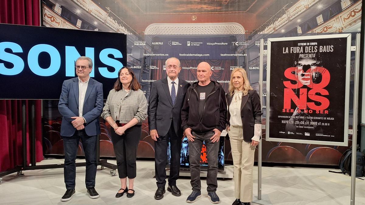 Presentación de 'SONS: ser o no ser' en el Teatro Cervantes