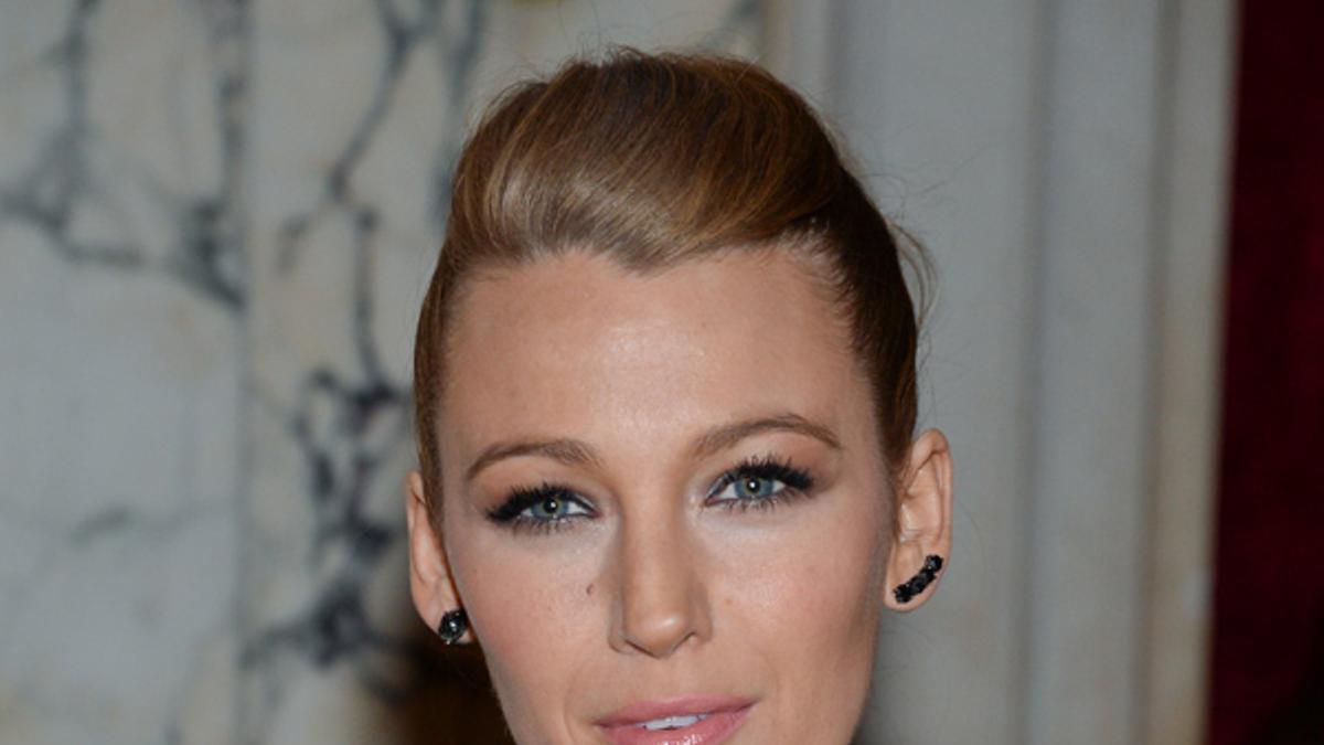 Blake Lively diseña un bolso