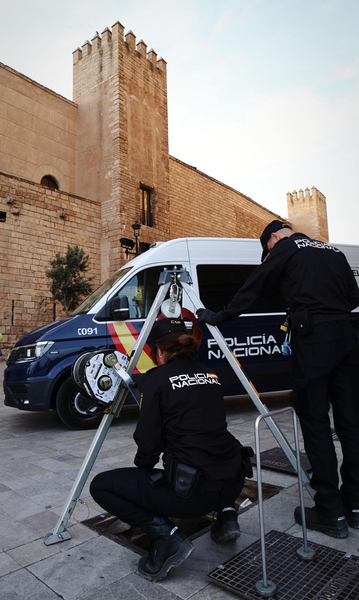 La Policía Nacional extrema la vigilancia ante el inicio de la cumbre de presidentes de parlamentos europeos en Palma