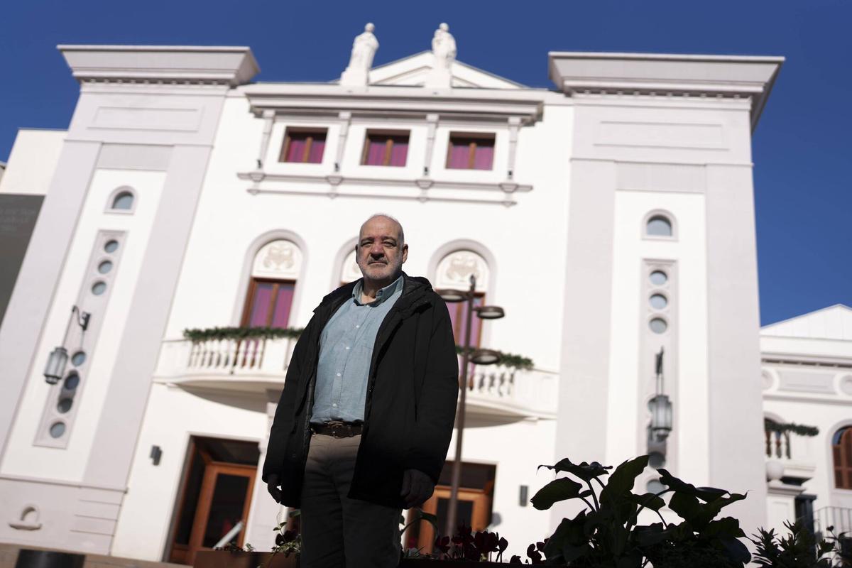 Rubí 18/12/2025 Testimonios que vivieron historias que les han marcado en el Casino de Rubí, lugar emblemático de la ciudad que ahora ha reabierto después de décadas cerrado. En la foto, Manel Soler Sagristà Fotografía de Ferran Nadeu