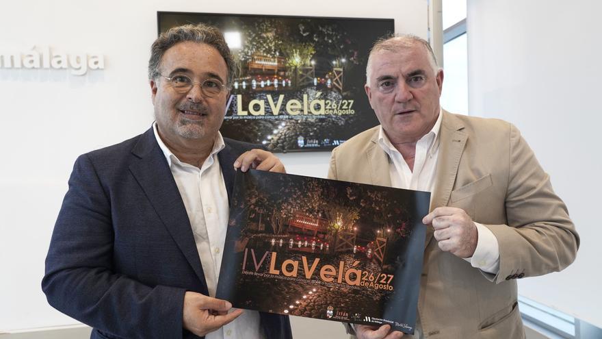 El vicepresidente tercero, Manuel Marmolejo, junto al alcalde de Istán, José Miguel Marín, en la presentación de 'La Velá' de Istan