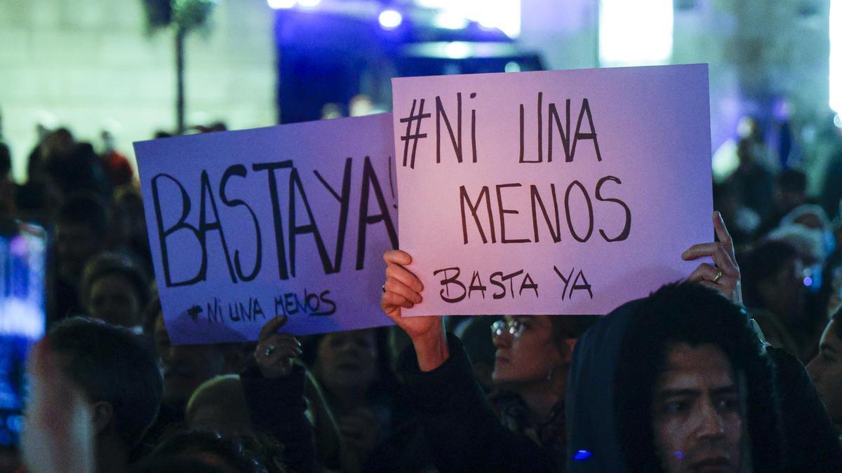 Concentración convocada por organizaciones feministas celebrada el 2 de enero en Barcelona para condenar el repunte de feminicidios en diciembre.