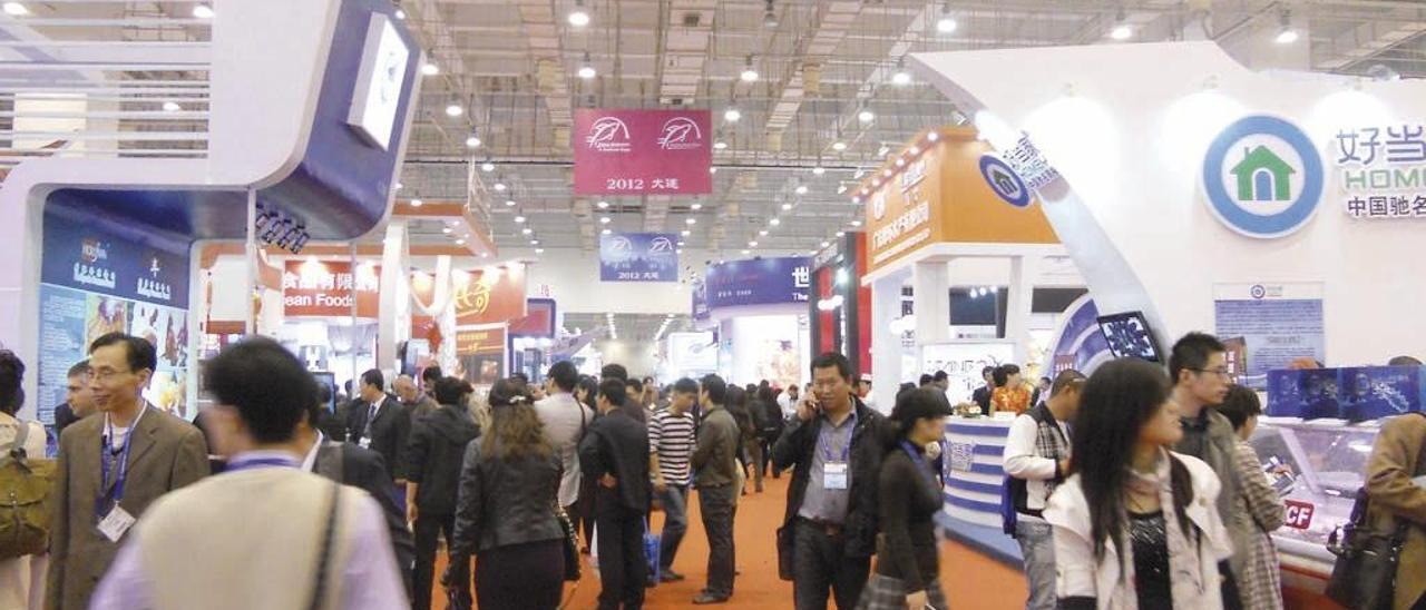 La China Seafood Expo, una de las más grandes del mundo, celebrada en Quingdao. // FdV