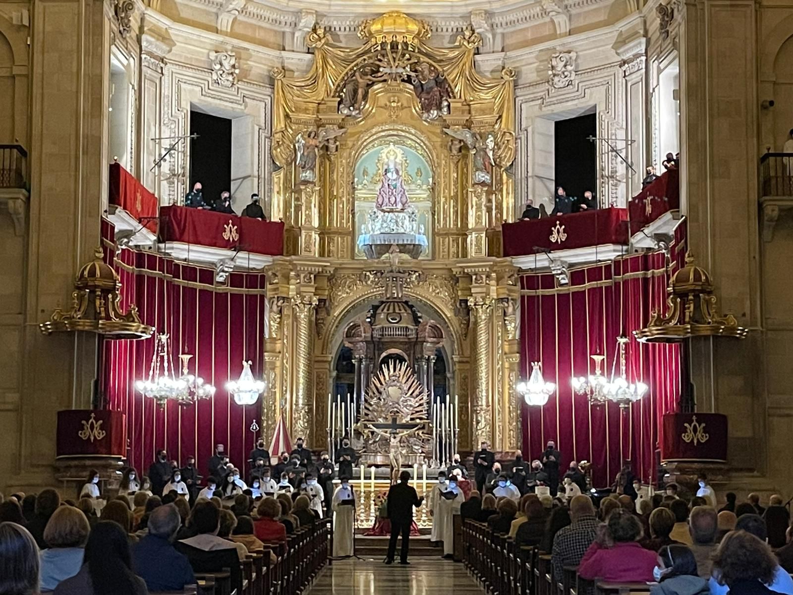 Viernes Santo con las voces de la Capella, Coro Juvenil y Escolanía del Misteri d'Elx