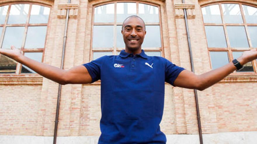 Colin Jackson: &quot;Todavía me sorprendo al ver  mi propio récord por televisión&quot;