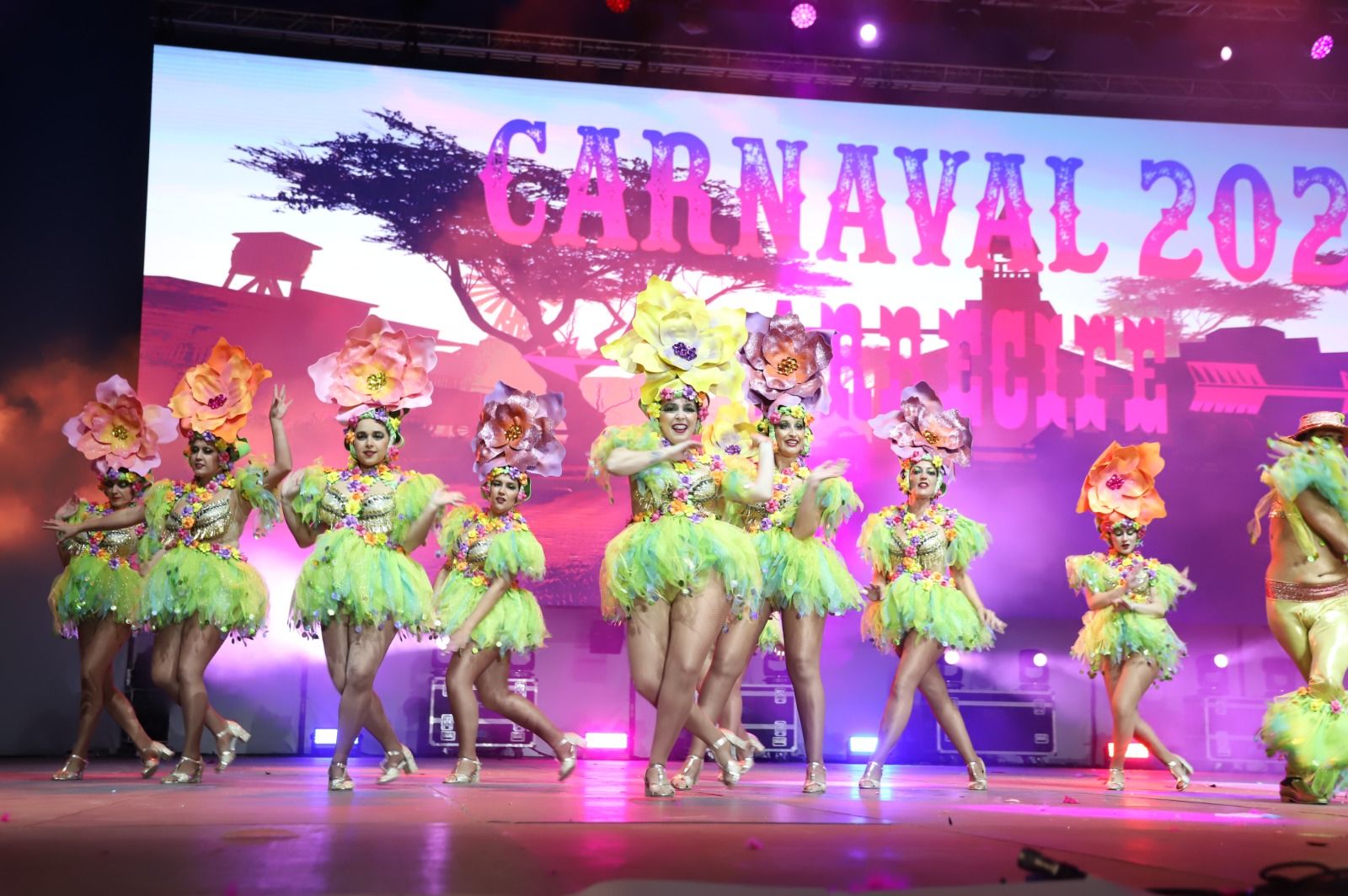 Exhibición de comparsas en el Carnaval de Arrecife