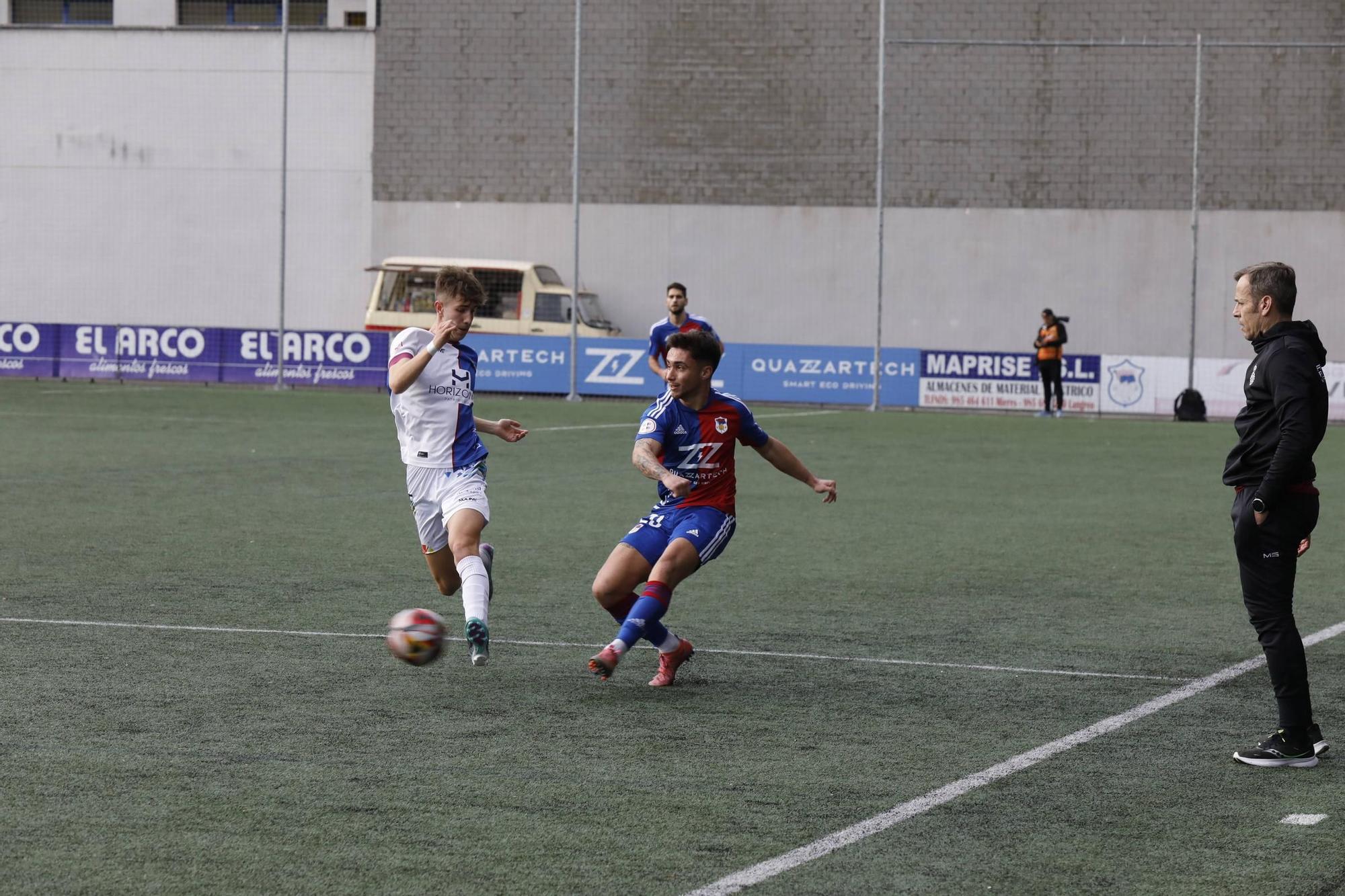 EN IMÁGENES: Así ha sido la victoria del Avilés en el derbi asturiano ante el Langreo