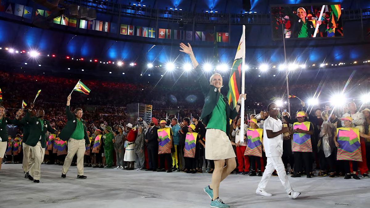 Coventry fue abanderada de su país en 2016