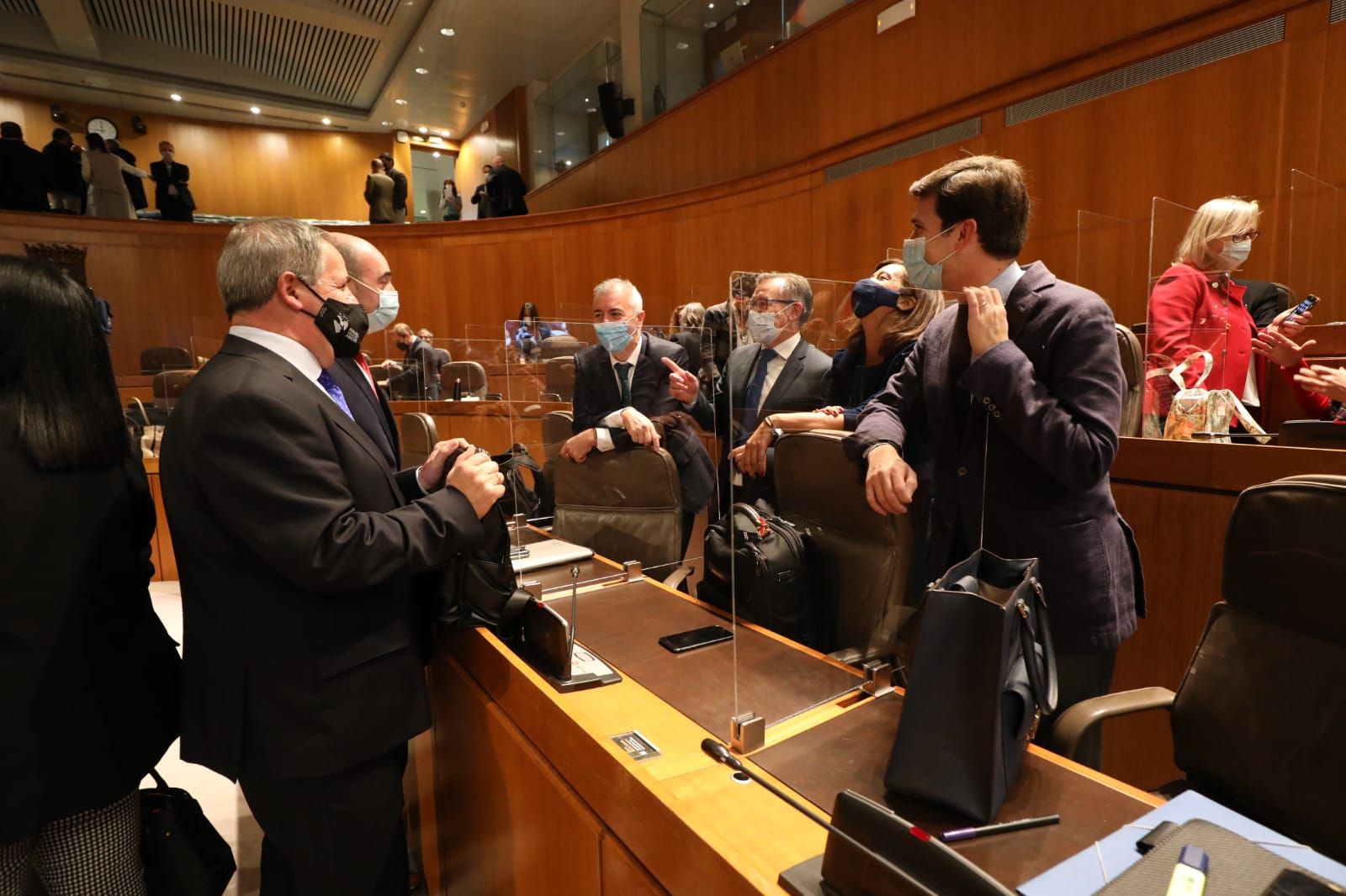 Turno para las réplicas en el debate del estado de la comunidad