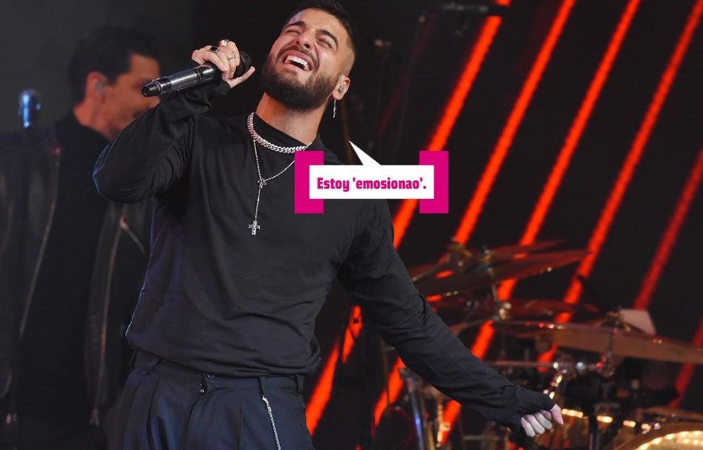Maluma cantando está muy emocionado