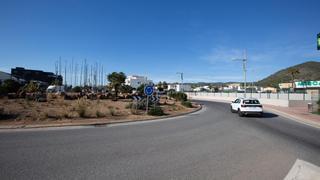 Tiroteo en el 'parking' de un supermercado de Ibiza